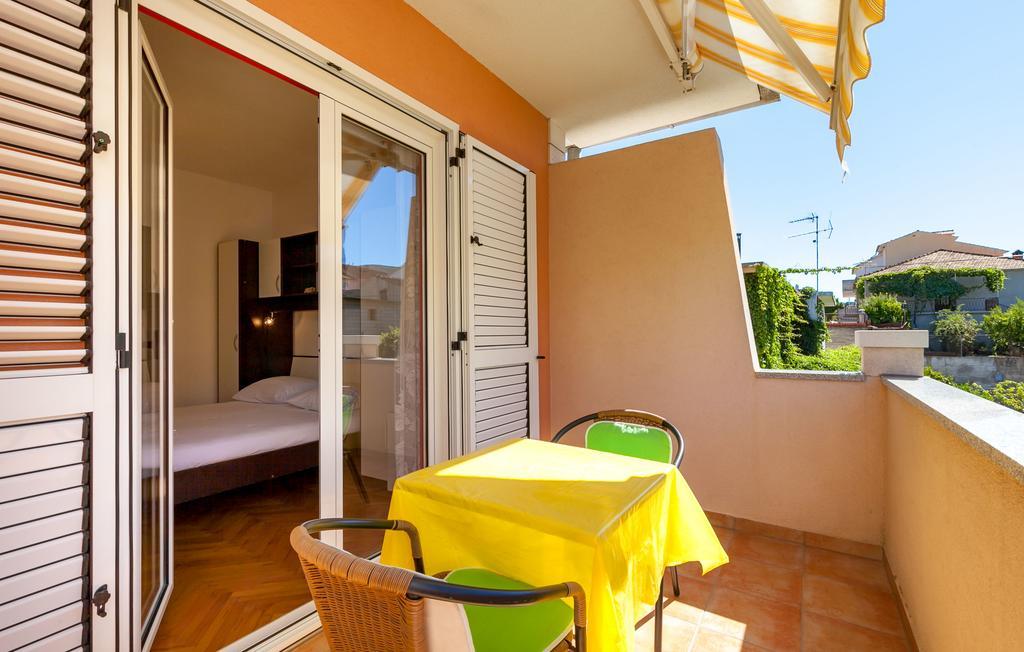 Apartments And Rooms Dobrila Jelsa  Bagian luar foto